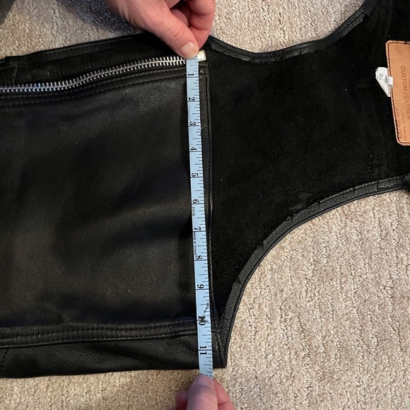 On the Fringe Custom Leather Chaps Size M Black. - Picture 6 of 8